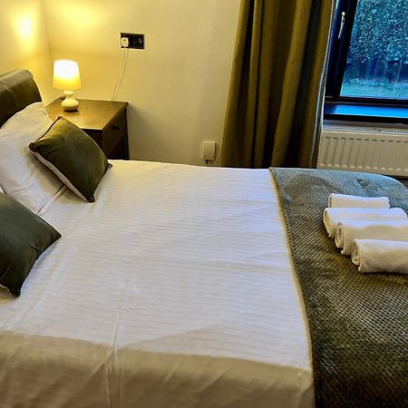 Housefield Stay, Room 4 Stoke-on-Trent Exteriör bild